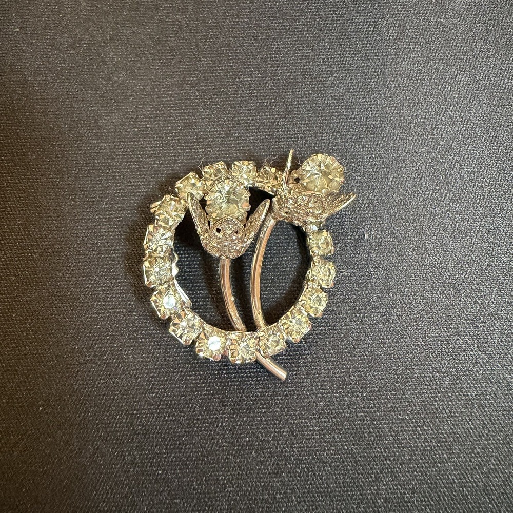 70s‎ Vintage Silver Tone Ring Rhinestone Brooch